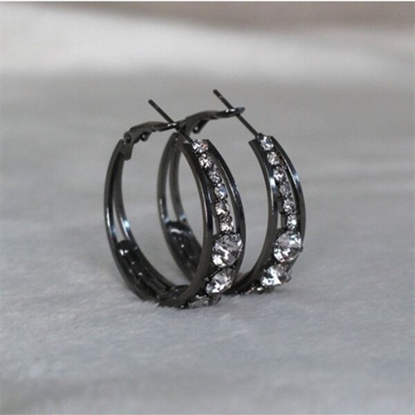 Alloy Rhinestone Inlaid Ladies Earrings