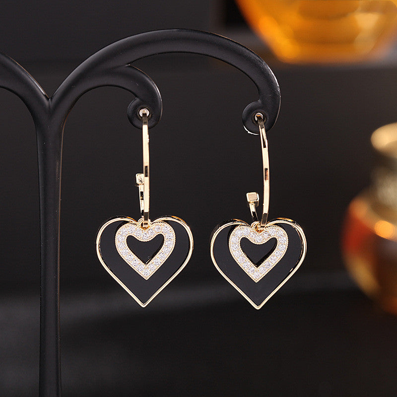 Exaggerated Black Peach Heart Long Tassel Earrings Retro