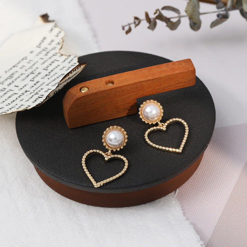 Simple Fashion Cute Girly Heart Shape Earrings