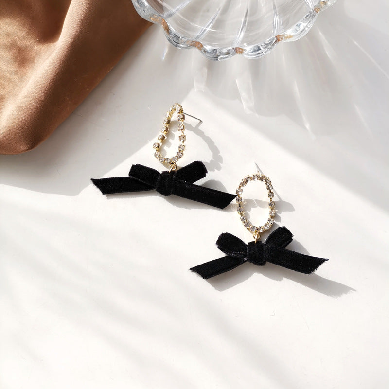 Flannel Bow Earrings With Diamond Earrings