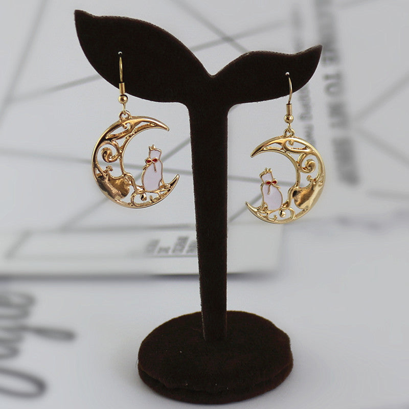 Japanese Sweet And Lovely Temperament Hollow Moon Cat Earrings