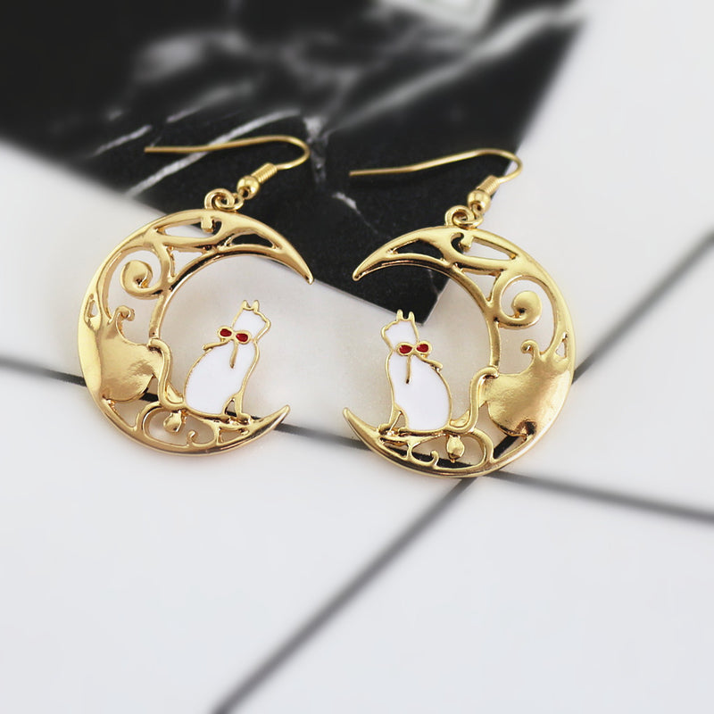 Japanese Sweet And Lovely Temperament Hollow Moon Cat Earrings