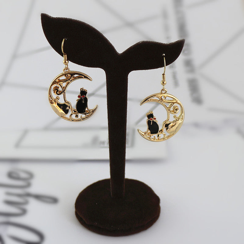 Japanese Sweet And Lovely Temperament Hollow Moon Cat Earrings