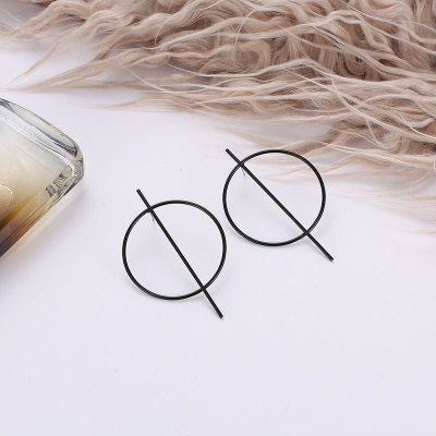 Big circle geometric earrings