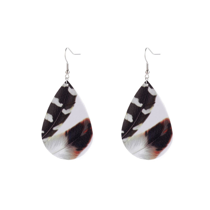 Simple drop-shaped earrings