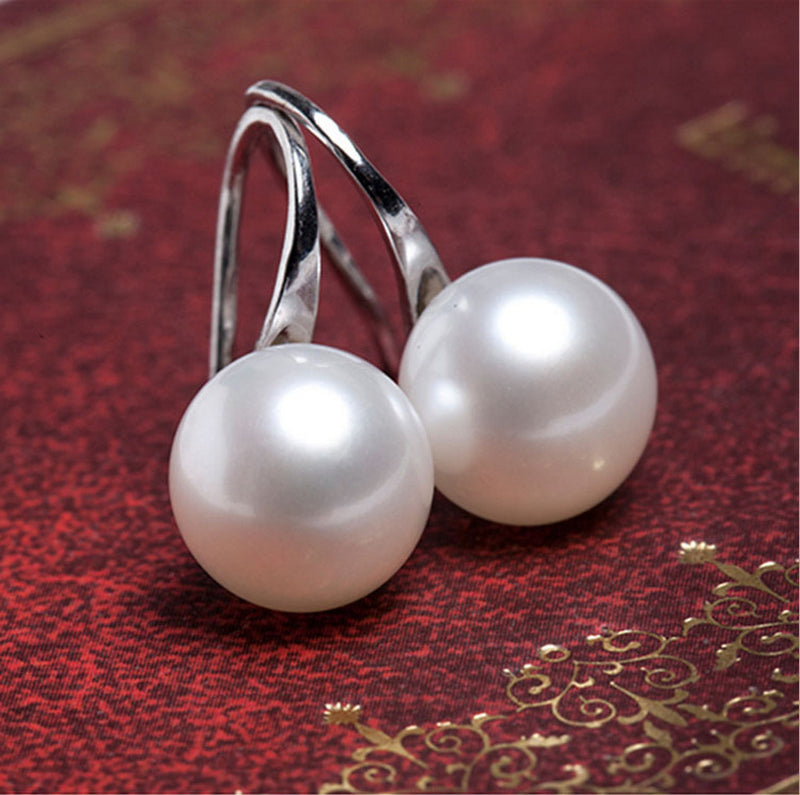 Micro-set pearl earrings