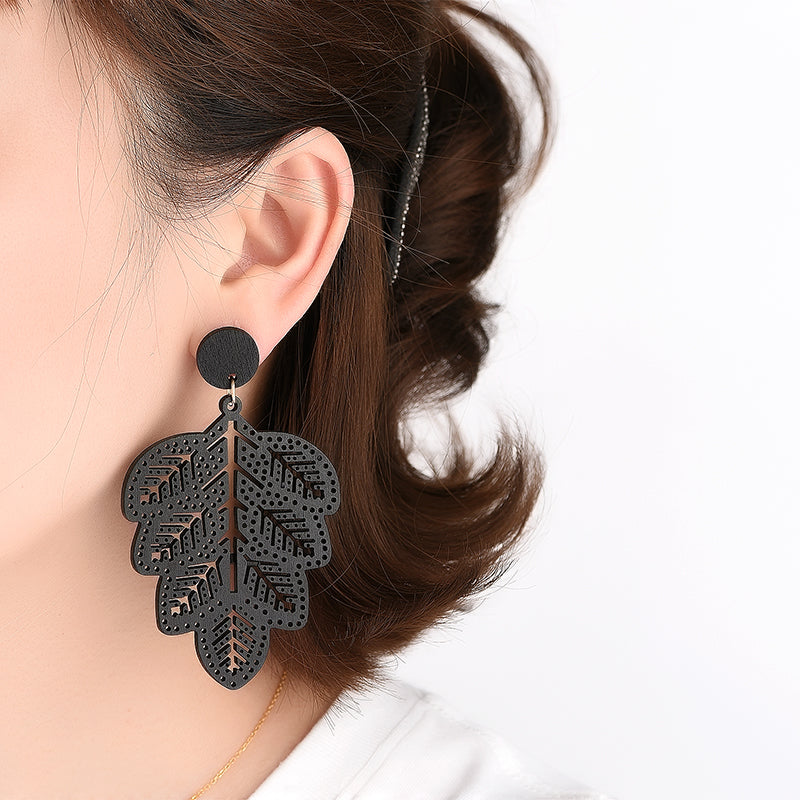 Fashionable Black Leaf Shape Pendant Earrings