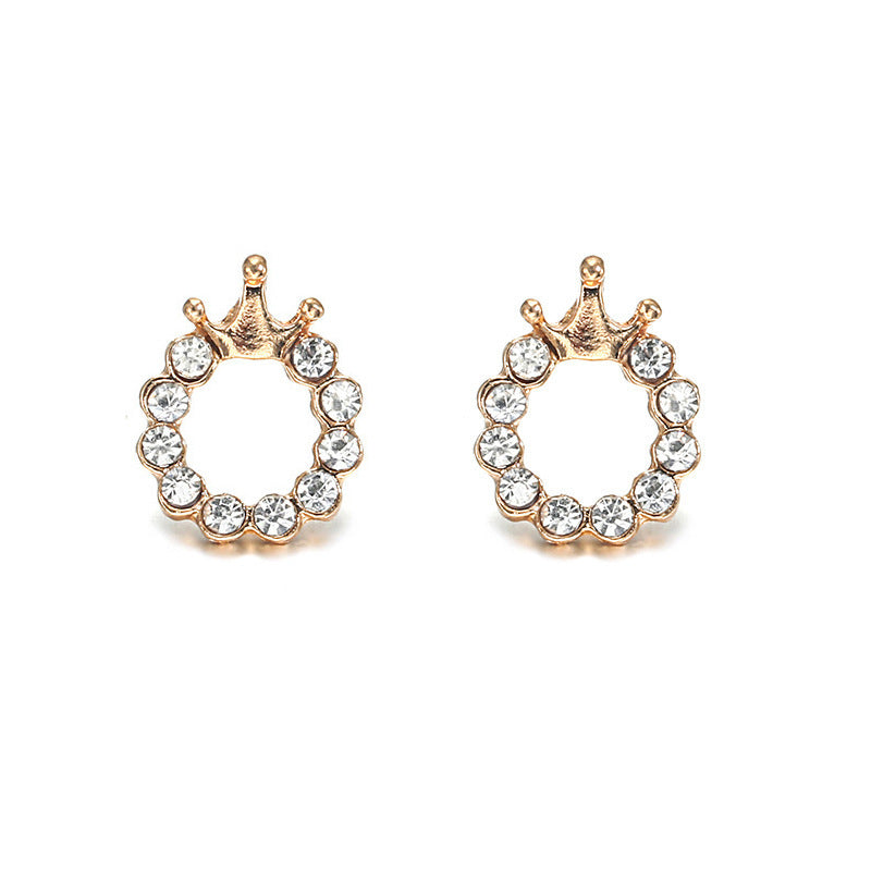 Crown diamond stud earrings