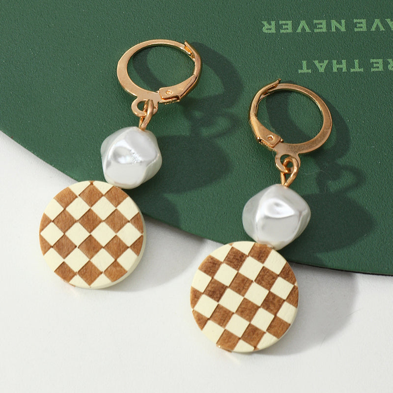 Round Checkered Earrings Temperament Pearl Earrings