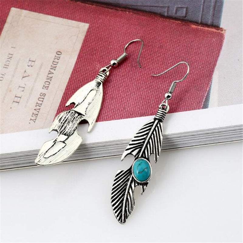 European And American Fashion Retro Feather-shaped Turquoise Earrings