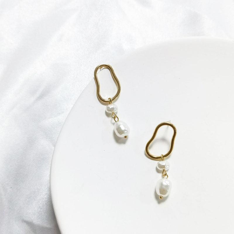 New Fashion Pearl European Style Simple Irregular Earrings