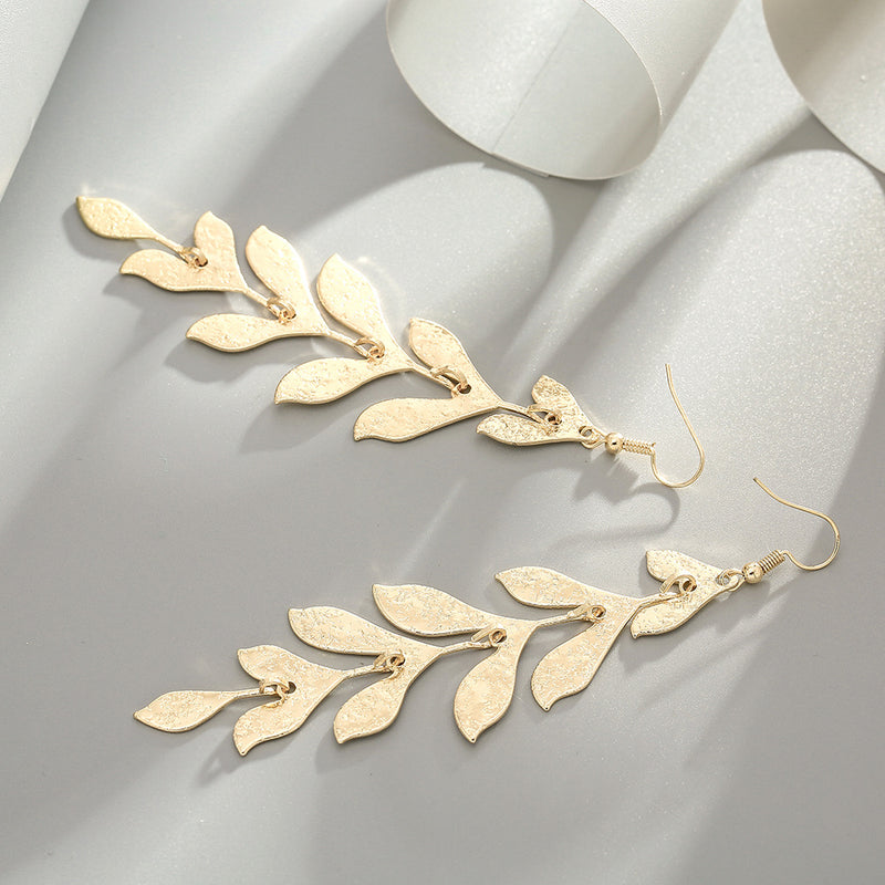Temperament Golden Leaf Long Pendant Earrings