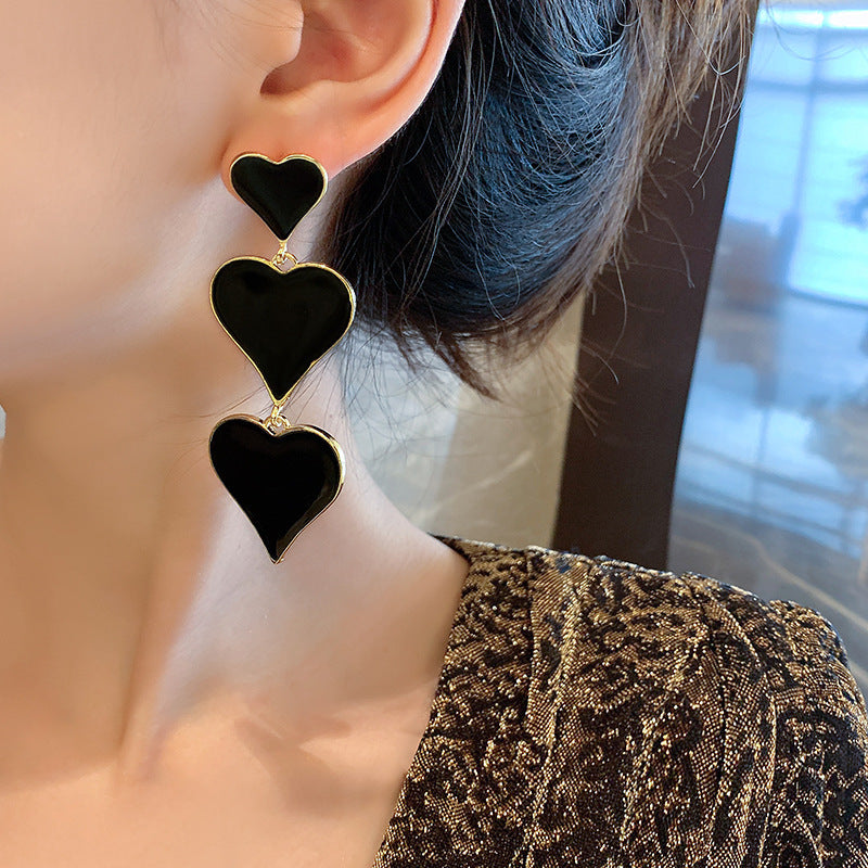 Exaggerated Black Peach Heart Long Tassel Earrings Retro