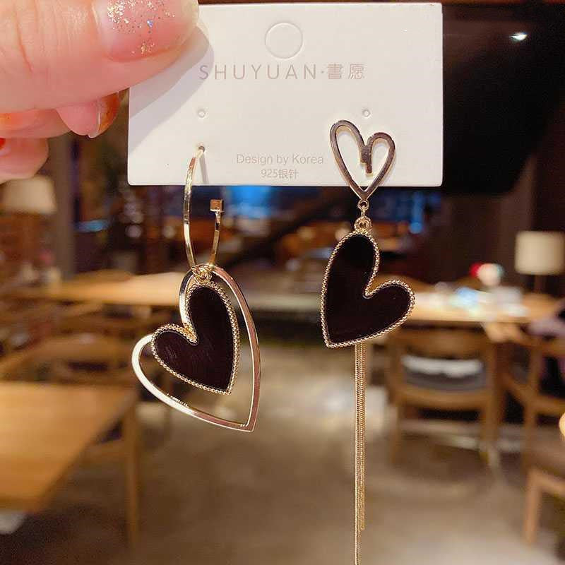 Exaggerated Black Peach Heart Long Tassel Earrings Retro