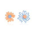 Hollow Asymmetric Small Daisy Earrings