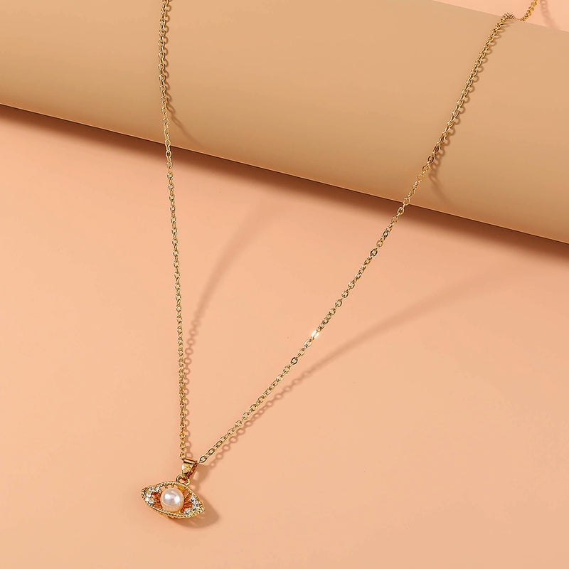 European and American cross-border hot-selling accessories, personality and creativity, diamond-studded clavicle chain shell imitation pearl wild necklace