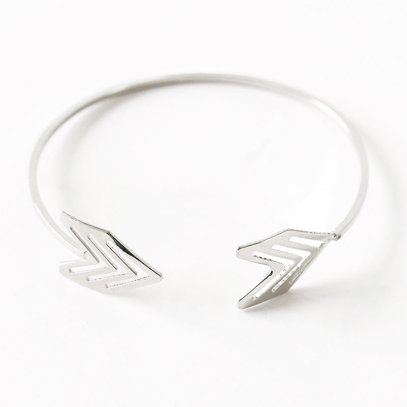 Openwork arrow geometric opening bracelet