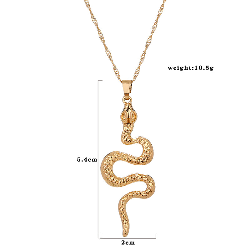 Gold Serpentine pendant necklace