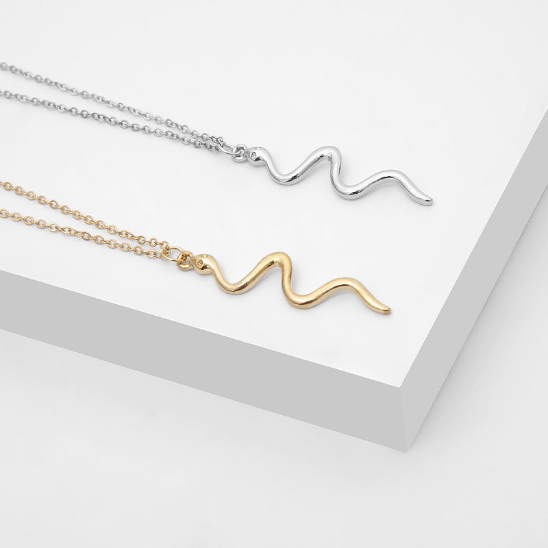 Individual serpentine curved line geometric necklace