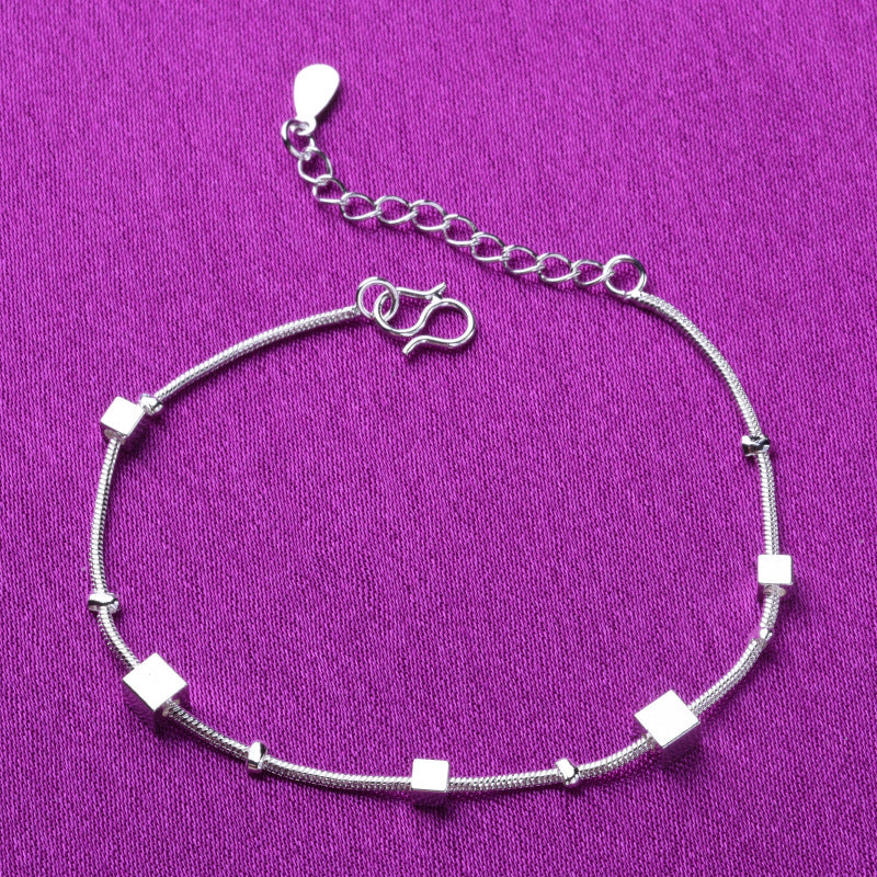 Brushed geometric small square anklet