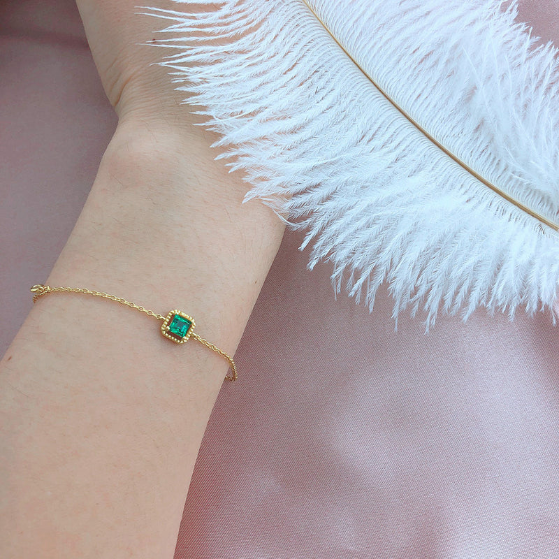 Natural Emerald Stone Crystal Pendant Bracelet