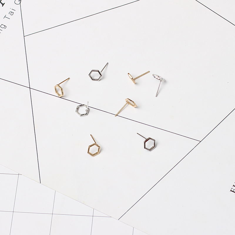 Simple Fashion Geometric Hexagon Stud Earrings