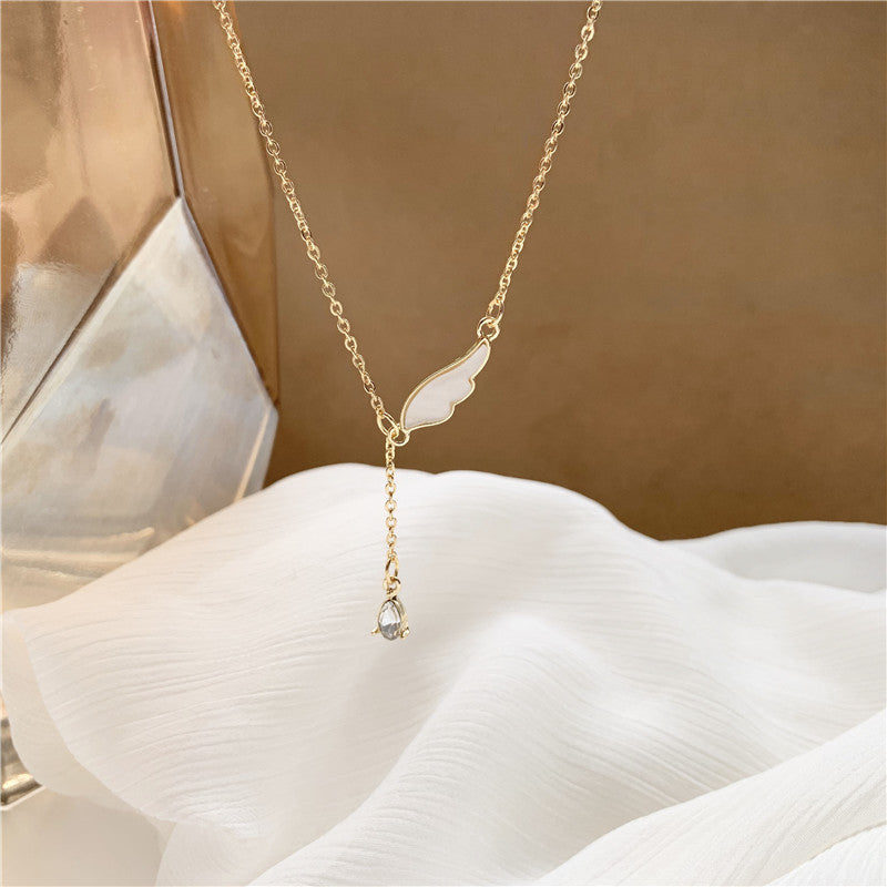 Web celebrity crystal pendant clavicle chain