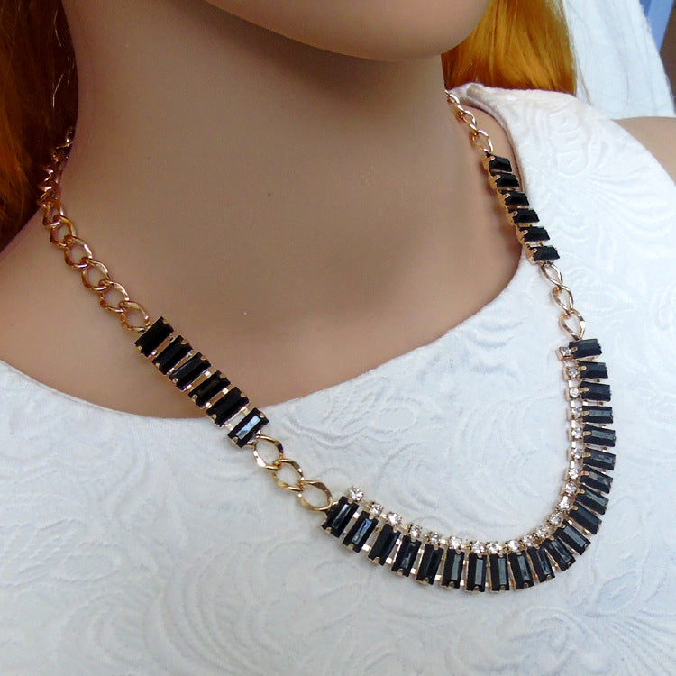 Resin rhinestone short clavicle chain Korean version