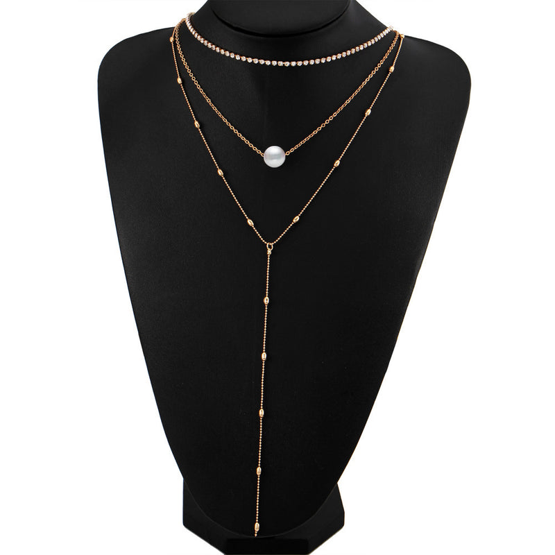 Europe and the United States new clavicle neck chain women's suit claw chain crystal pendant three-layer pearl necklace women's jewelry wholesale