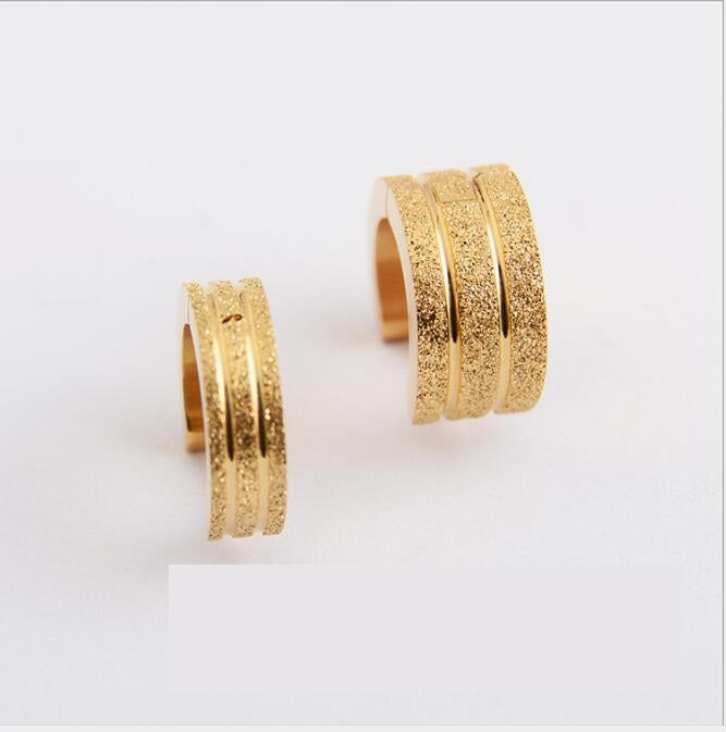 Stainless steel cutting line gold wide version earrings wholesale sandblasting sandblasting earrings titanium steel men and women earrings