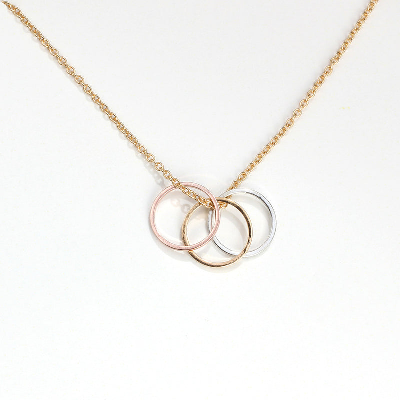 Circle necklace