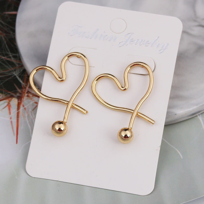 Simple And Fashionable Love Heart-shaped Pure Metal Earrings