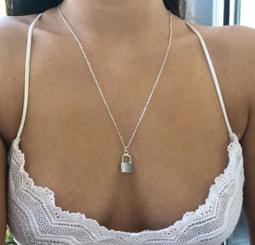 European and American fashion accessories Long chain metal smooth triangle piece pendant necklace Simple jewelry wholesale