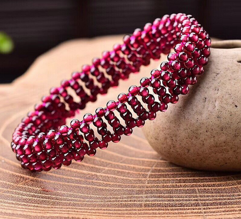Natural wine red garnet bracelet