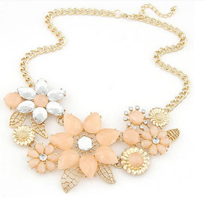 European and American fashion hollow leaves jelly color metal bauhinia flower temperament necklace