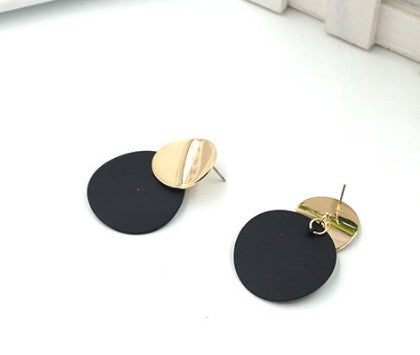 Japan, Japan, temperament, fashion, personality, trend, minimalism, geometric disc, earrings, earrings, and earrings.