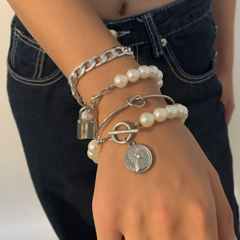 Vintage Knotted Chain Lock Pearl Bracelet