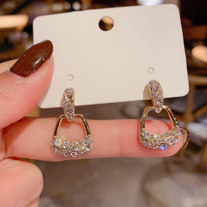 Micro Set Geometric Silver Pin Earrings For Ladies