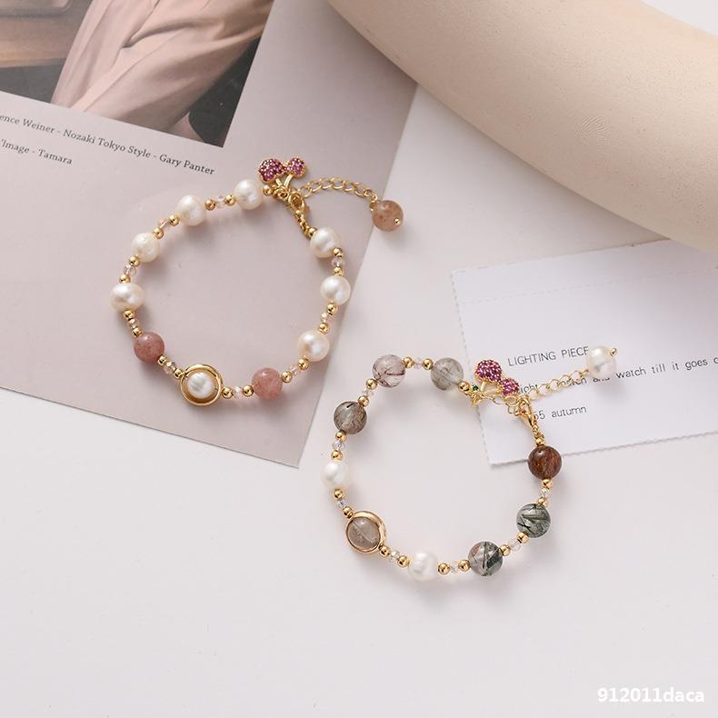 Fashion Simple Ladies Pearl Crystal Bracelet