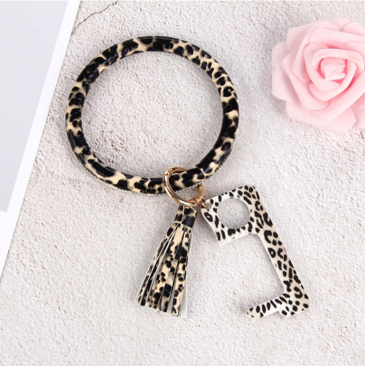 Fashion New Jewelry Flower PU Leather Leopard Keychain Bracelet Portable Door Opener Women Bracelets Bangles Keyring Party Gifts