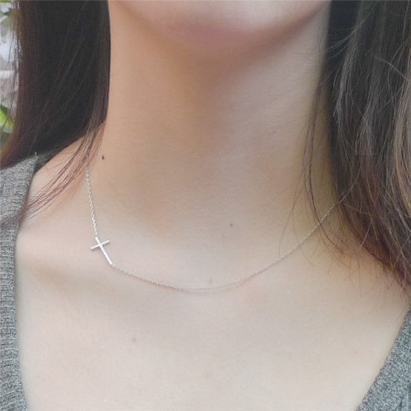 Simple Temperament Personality Cross Pendant Short Necklace