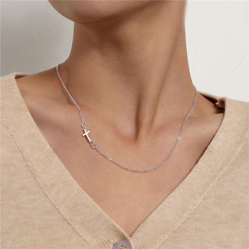 Simple Temperament Personality Cross Pendant Short Necklace