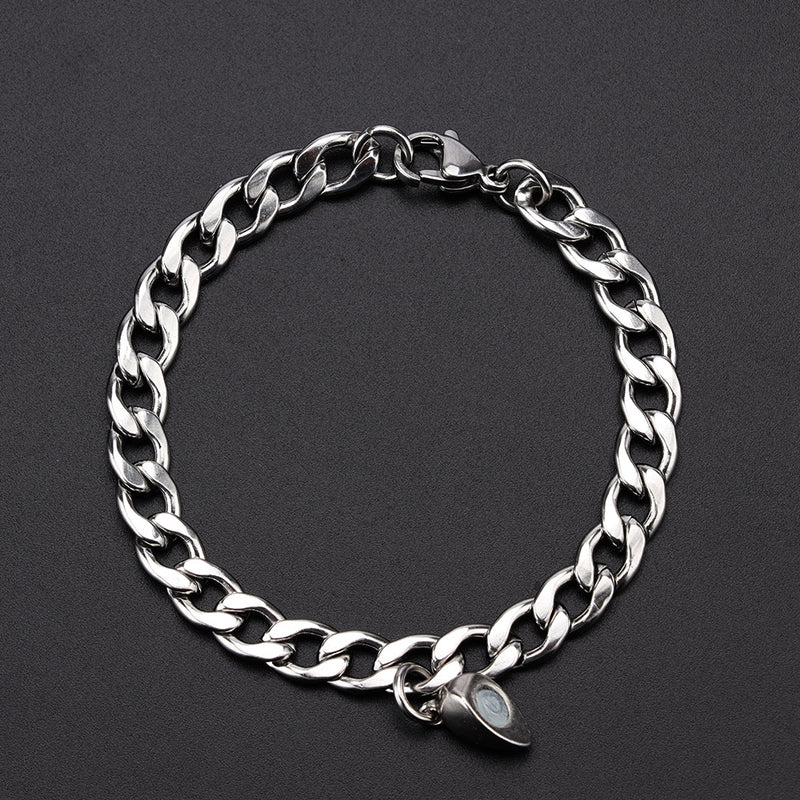 Couple Magnet Attracts a Pair Of Male And Female Couple Bracelets