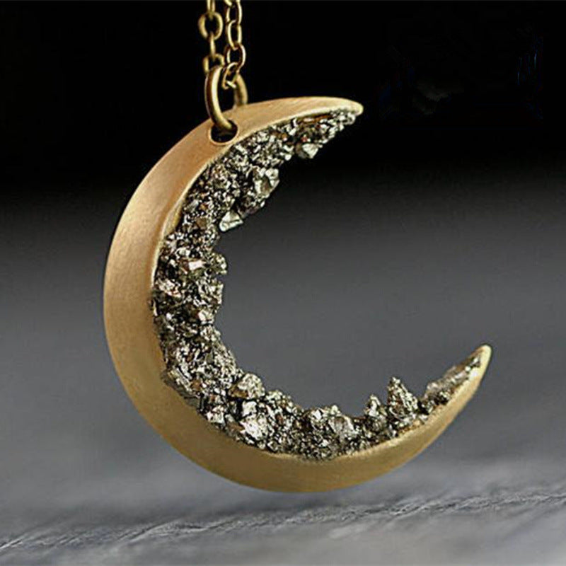 Pin Broken Crystal Gold Crescent Necklace Retro Glamour Woman Long Necklace