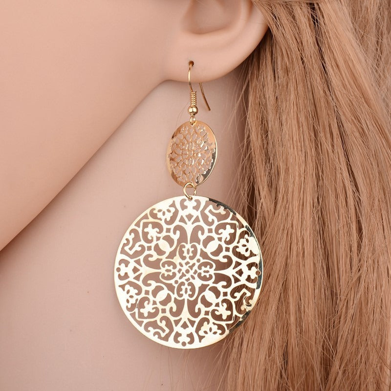 Fashion Retro Round Cutout Ladies Earrings