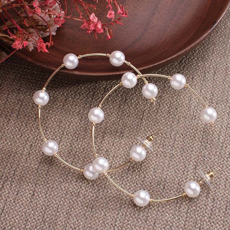 Fashionable Big-name Creative C-shaped Pearl Earrings