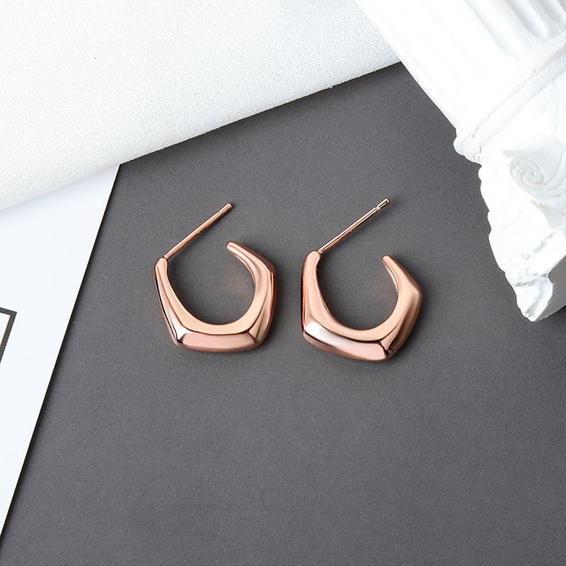 Temperament Short Geometric Earrings Metal Earrings