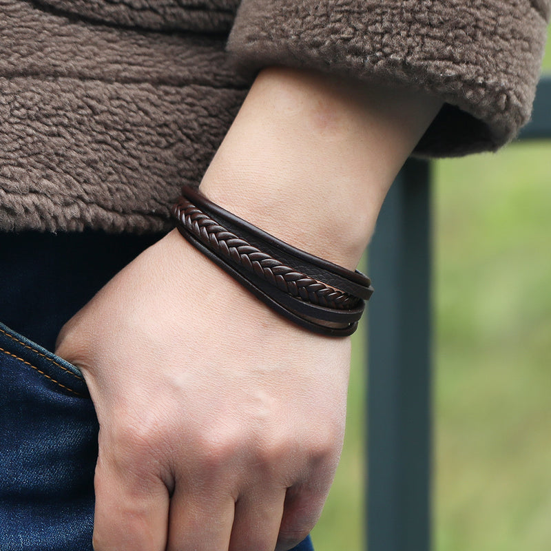 Men's Retro Multi-layer Leather Woven Bracelet With Magnetic Buckle