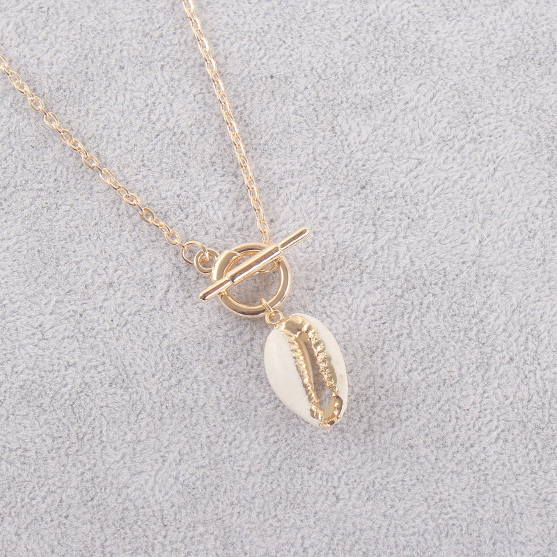 Shell pearl scallop necklace