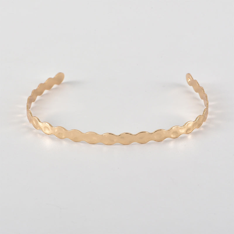 Natural shell arrow geometric bracelet